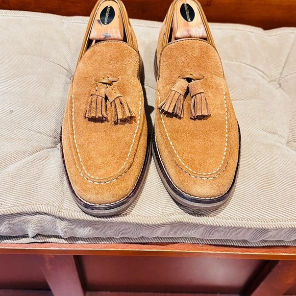 Sperry Brown Suede Loafers with Tassel Accents - Picture 3 of 16